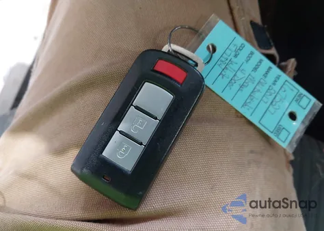 2017 Mitsubishi Mirage G4 Se z USA, uszkodzony, nr VIN ML32F4FJ8HHF17984